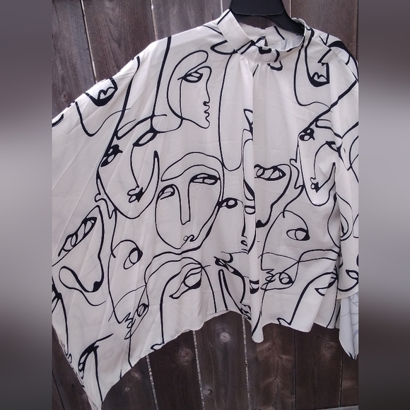 Womens Plus 3X Blouse Kimono Top Shirt Silky Pullover Faces Print - Picture 3 of 5